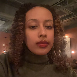 Meet your Posher, Nadya